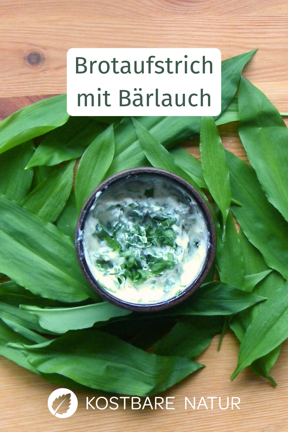 Bärlauch zählt zu den schmackhaftesten Wildpflanzen überhaupt und macht sich wunderbar in pflanzlichen Brotaufstrichen.