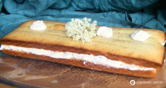 Die aromatischen Blüten des Holunders kannst du vielfältig nutzen, sie bilden auch die Basis für eine herrliche Torte mit Holunderblüten!