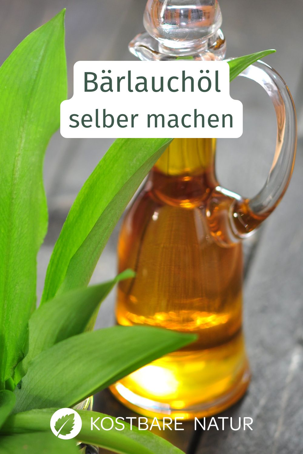 Mit selbstgemachtem Bärlauchöl kannst du die Bärenkräfte bewahren und im Laufe des Jahres z.B. für Salate verwenden.