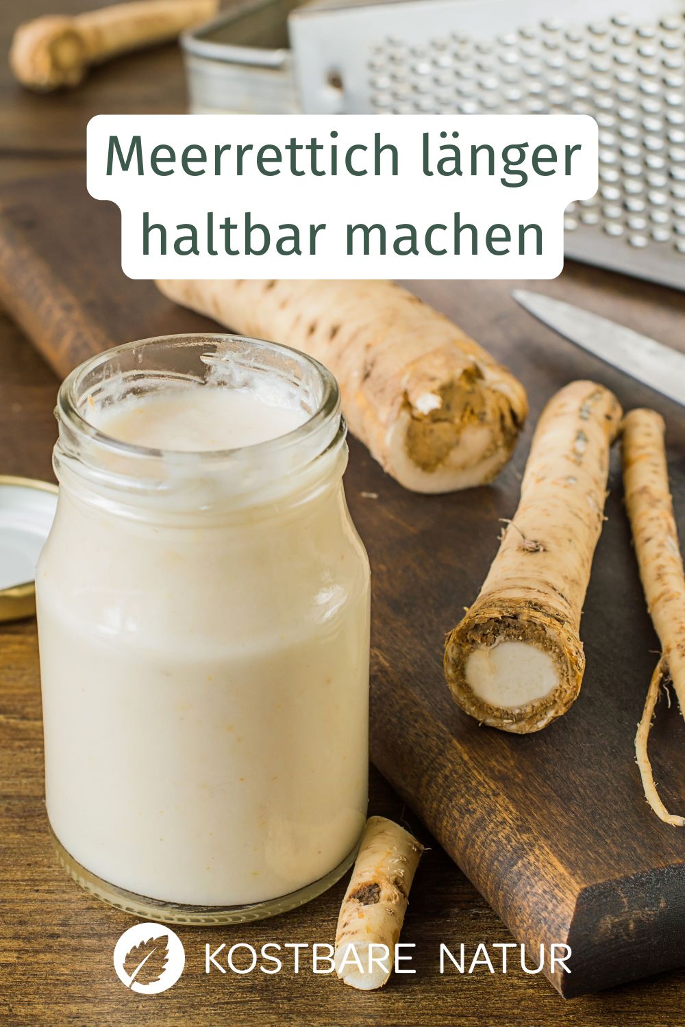 Meerrettich haltbar machen mit Salz und Essig gelingt mit diesem Rezept garantiert.