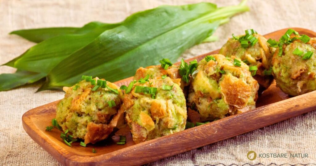 Bärlauch ist im Frühjahr vielerorts wild zu finden. Um das gesunde Kraut zu genießen, probiere dieses Rezept für Bärlauchknödel aus!