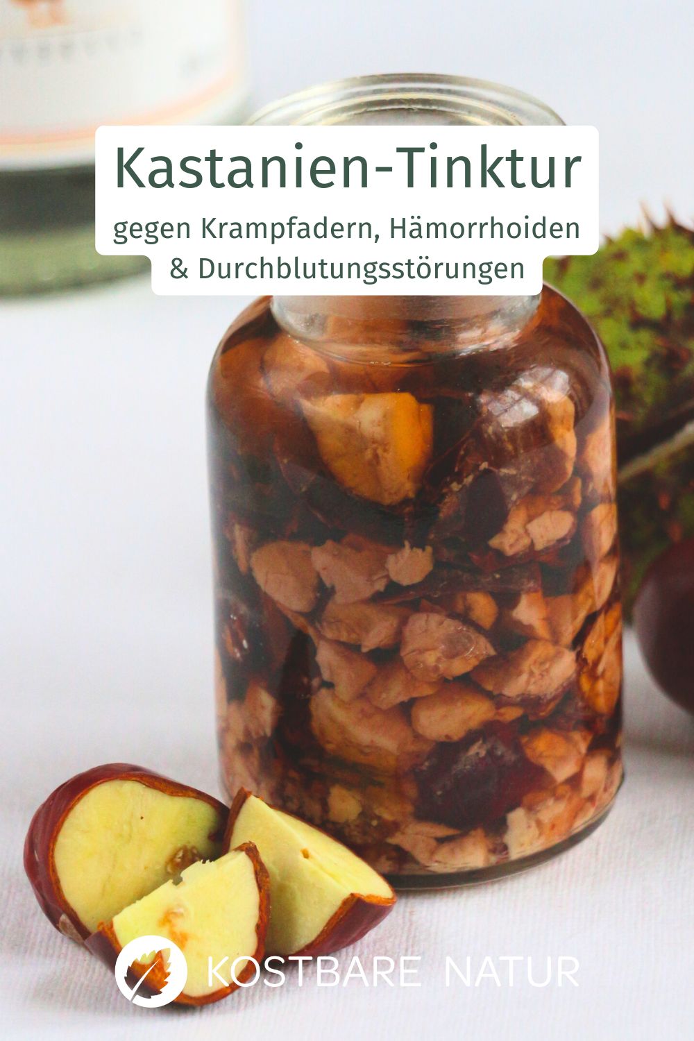Kastanien liegen im Herbst fast überall herum. Lass sie aber nicht liegen, sondern nutze sie für deine Gesundheit, z.B. als Kastanientinktur!