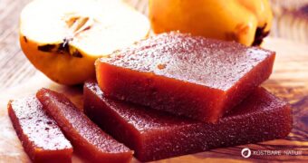 Quittenbrot selber machen: Entdecke ein einfaches Rezept für das aromatische Fruchtkonfekt aus Quitten – perfekt für Herbst und Winter.