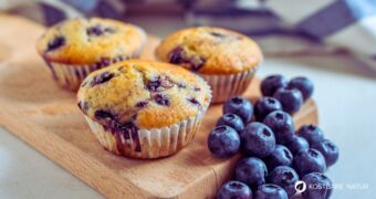 Rezept für saftige Blaubeer-Muffins mit Wildheidelbeeren. Schnell gemacht, lecker und gesund. Mit Infos zur Heilkraft der Beeren.