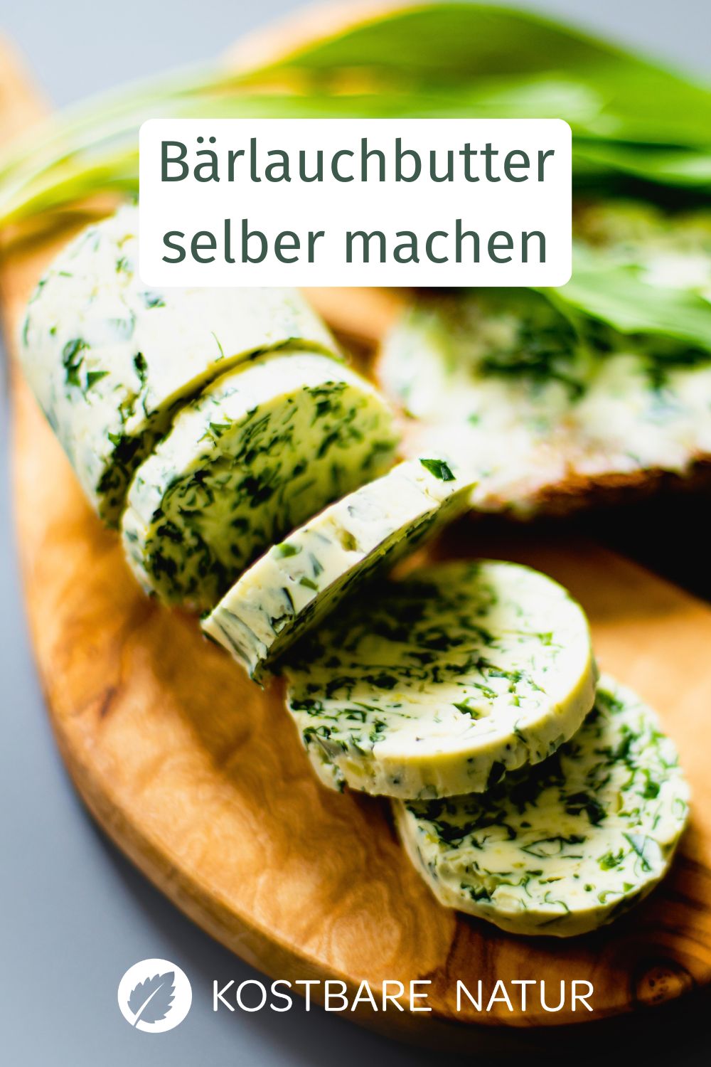 Bärlauchbutter ist eine einfache, aromatische Frühlingsspezialität aus frischem Wildkraut, die Geschmack und wertvolle Pflanzenstoffe vereint.