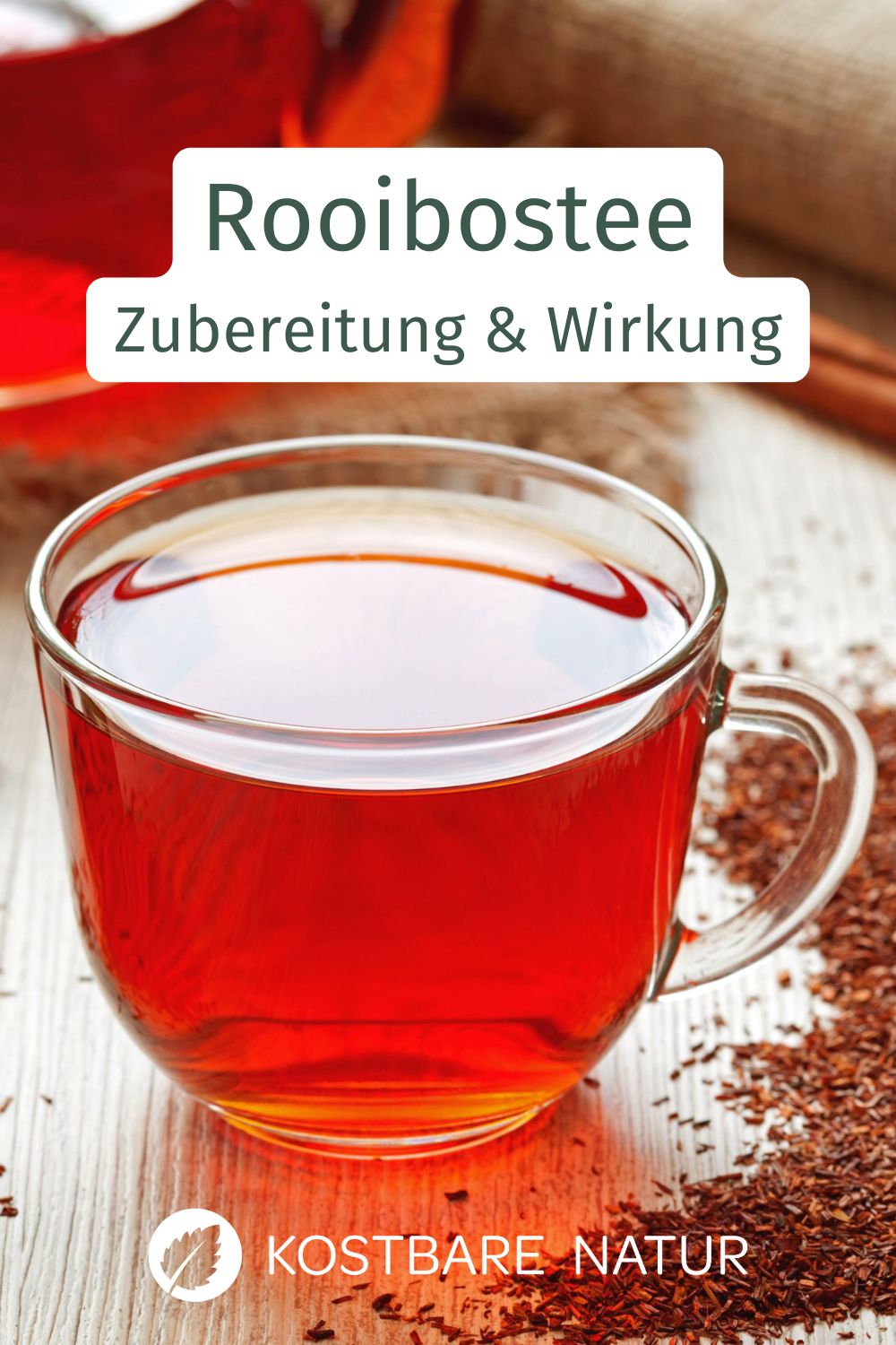 Rooibostee ist koffeinfrei, mild und aromatisch. Er lässt sich heiß oder kalt genießen und passt zu jeder Tageszeit.